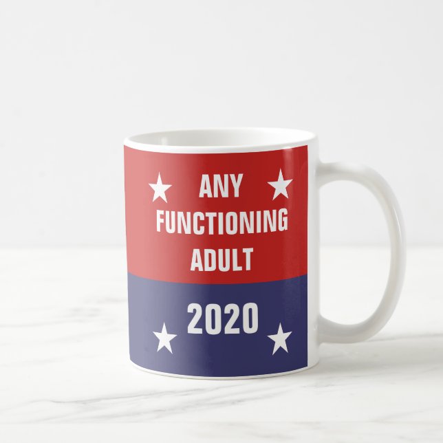 Någon fungera vuxenkaffemugg 2020 kaffemugg (Höger)