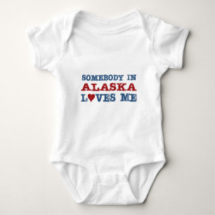 Någon i Alaska älskar mig Tee
