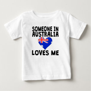 Någon i Australien älskar mig T-shirt