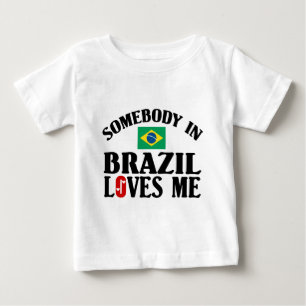 Någon i Brasilien Kärlek me Tee Shirt