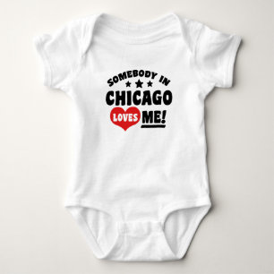 Någon i Chicago älskar min napp T Shirt