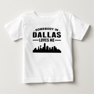 Någon i Dallas Kärlek Me T-shirt