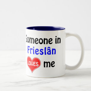 Någon i Frieslân kärlek mig Två-Tonad Mugg