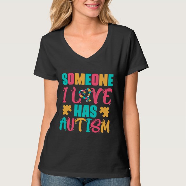 Någon i Kärlek har autism T Shirt (Framsida)