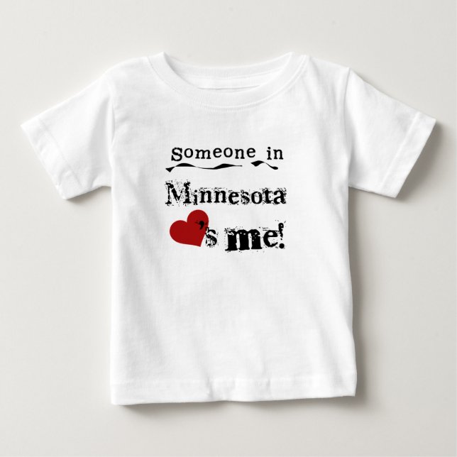 Någon i Minnesota älskar mig T-shirt (Framsida)