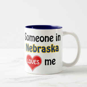 Någon i Nebraska kärlek mig Två-Tonad Mugg