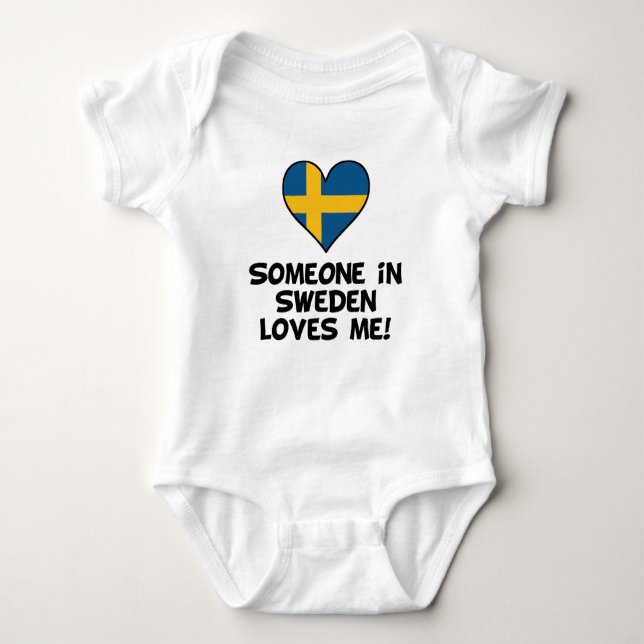 Någon i sverige älskar mig t-shirt (Framsida)