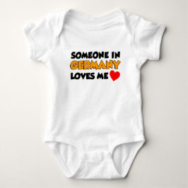 Någon i tysklanda kärlekar mig t-shirt