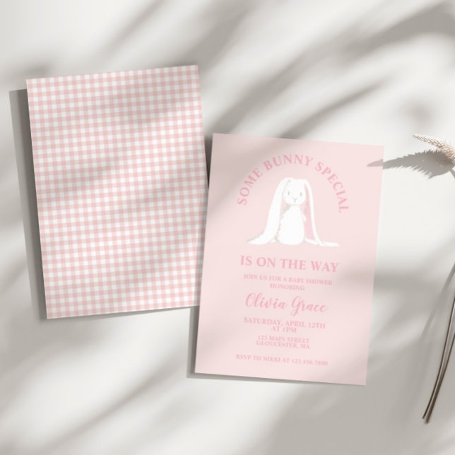 Någon kanin speciell rosa gingham baby shower inbjudningar (Skapare uppladdad)