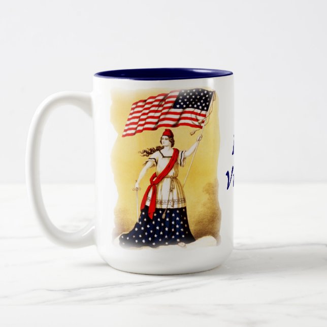 "Någonsin patriotisk vaksam" vintage Två-Tonad Mugg (Vänster)