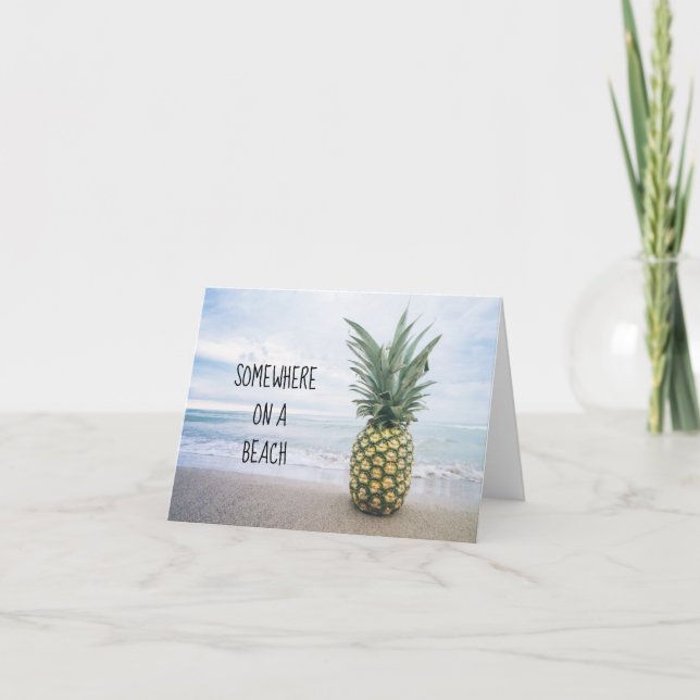 Någonstans på en strand Ananas vykort (Framsida)