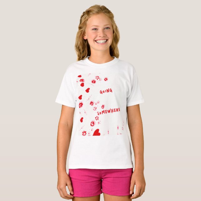 NÅGONTING GIRL RED HEARTS SHIRT T (Hel framsida)