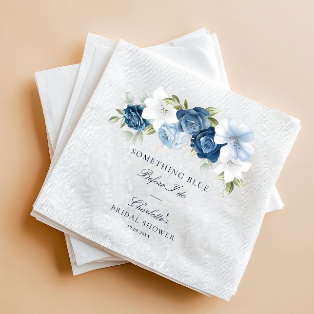 Något Blått Innan Jag Gör Blommig Bröllopsdusch Pappersservett (Dusty Blue Floral Script Party Paper Napkin)