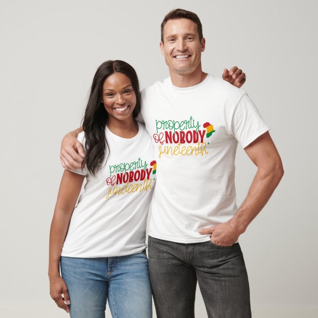 Något ingen äger - svart historia t shirt (Unisex)