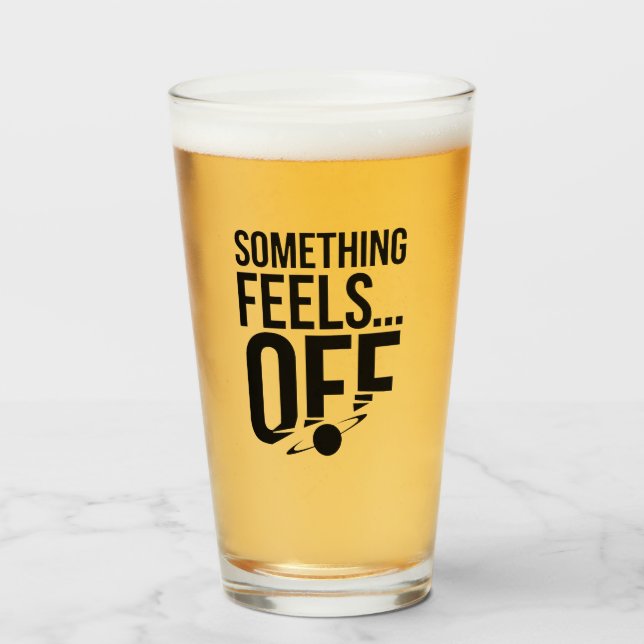 Något känns av - Unsettling & Cryptic Message Glaskopp (Framsida fylld)