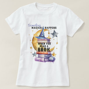 Något Magiskt Händer När Du Läser En Bok T Shirt