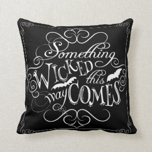 Något Wicked Chalkboard Halloween Pillow Kudde