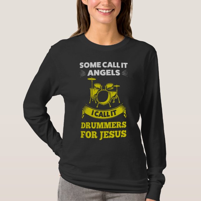 Några ropar på ryssar. t shirt (Framsida)