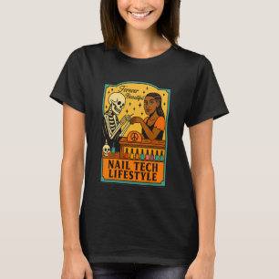 Nail Tech Döskalle och vacker modell T Shirt