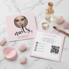 Nailspecialist 3 Foto QR Socials Blush Rosa Fyrkantigt Visitkort