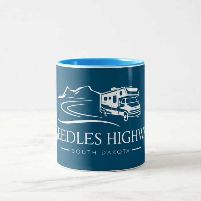 Nål Highway South Dakota Recreational Fordon Två-Tonad Mugg (Center)