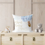 Nalle Blue Balloons Pojke Birth Stats Kudde<br><div class="desc">Blåballonger med nalle som ledmotiv. Designad av Thisisnotme©</div>