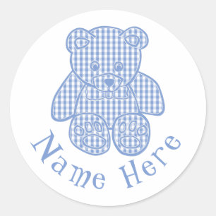 Nalle för anpassat namn Blek Blue Pastel Gingham Runt Klistermärke