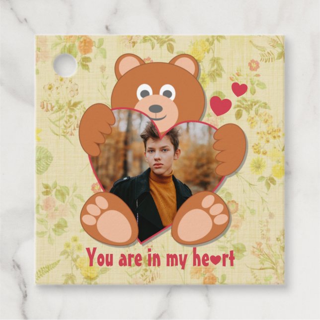 Nalle Holding Heart Photo Valentine Day Gåvor Etiketter (Framsida)