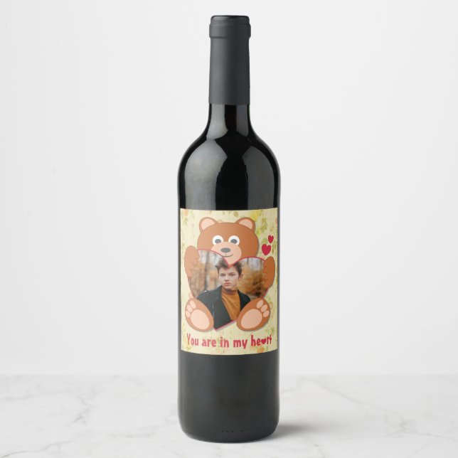 Nalle Holding Heart Photo Valentine Day Vinflaska Etikett (Framsida)