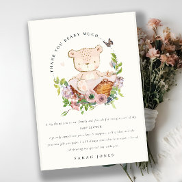 Nalle i Blomsterbabyskor för Rosa i Basket Tack Kort