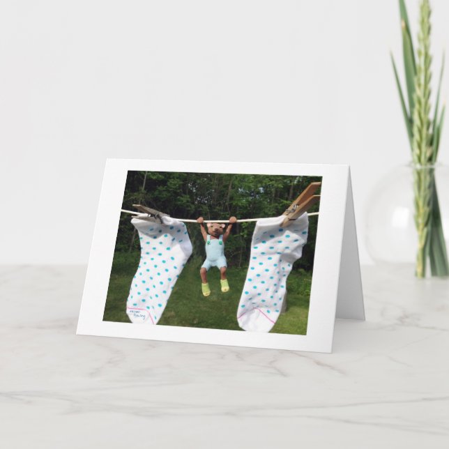 Nalle i socklar på en klädlinje kort (Framsida)