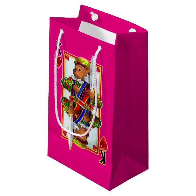 Nalle Kung i Hearts Gift Bag (Framsidan Vinklad)