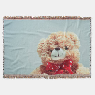 Nalle med rött böjda vrister filt