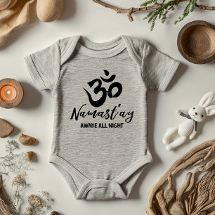 Namast'ay AVakna hela natten Baby Bodykostym T Shirt