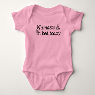 Namaste i Bed T Shirt