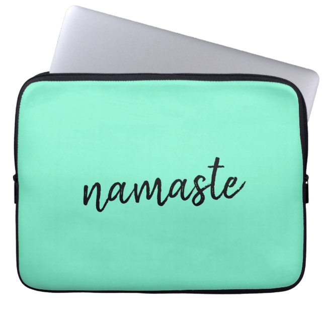 Namaste | Neo Mint Grönt Modern Yoga Andlig Laptop Fodral (Framsidan)