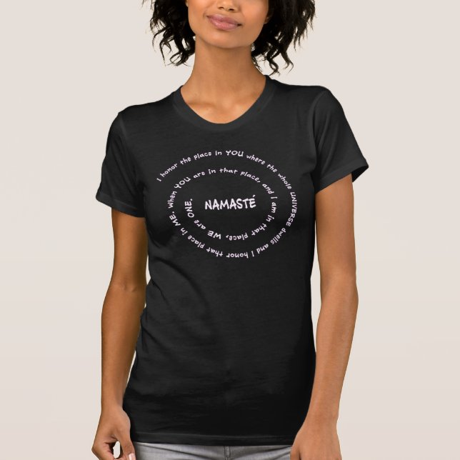 Namaste och dess betydelse t shirt (Framsida)