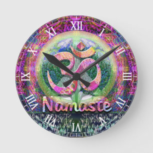 Namaste Peace Symbol Rund Klocka