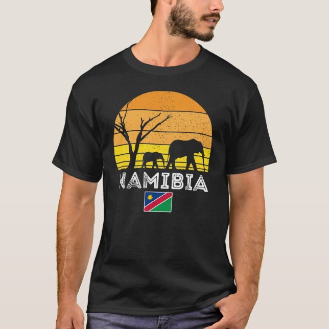 Namibia Elephant Safari Sunset T-Shirt (Framsida)