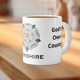 Namn, 20 oz Quilled Yorkshire Vit ros Jumbo Mugg
