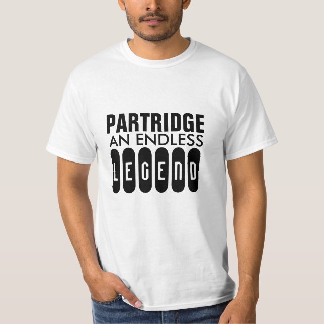 (namn av ditt primat) EN ÄNDLÖS LEGENDT-tröja T-shirt (Framsida)