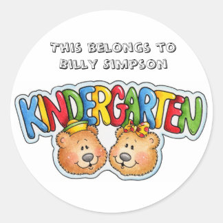 Namn bok tallrikar runt klistermärke