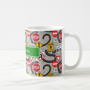 Namn för gata för vägresapersonlig kaffemugg