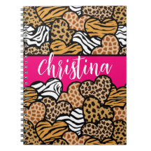 Namn i Girly Rosa Playful Animal Print Hearts