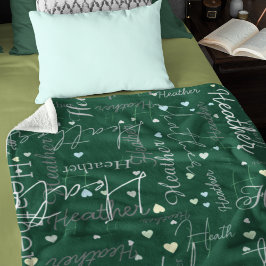 Namn Initialer och örter replikerade längs grönten Fleecefilt