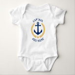 Namn kapten Anchor Guld Laurel Löv Star T Shirt<br><div class="desc">En designad sjöbåtsankare i anpassningsbar,  guld stil lager löv och en guld stjärna med kaptenrang eller annan titel och din personlig namn eller båt namn på en baby-biet kardydräkt. Flera färg att välja mellan. Gör en underbar gåva.</div>