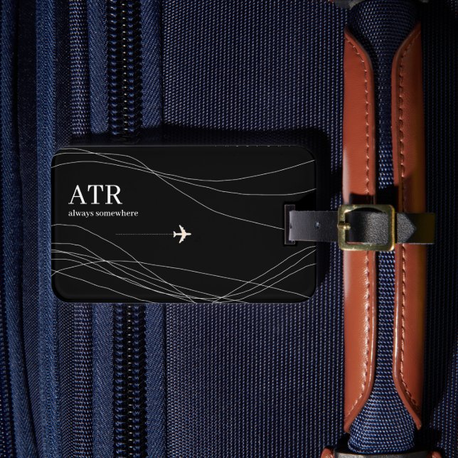 Namn Monogram tunn böjd linjer på svart Bagagebricka (Framsida Insitu 4)