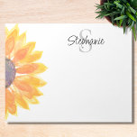 Namn Monogram Watercolor Solros Anteckningsblock<br><div class="desc">Det här anteckningsblocket för personlig av blommigt är dekorerat med en gult vattenfärgssolros. Anpassade enkelt med ditt namn och monogram. Använda Verktyg i Design om du vill ändra texten storlekt, stil eller färg. När vi skapar vår teckning hittar du inte den här bilden från andra designers. Ursprunglig vattenfärg © Michele...</div>