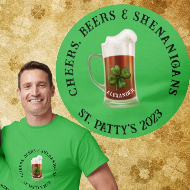 Namn på Mugg Cheers Öl och Shenanigans St Pattys T Shirt (Skapare uppladdad)
