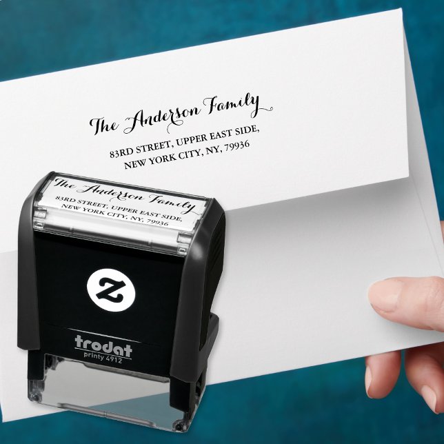 Namn-Returadressen för enkel Elegant i skriptfamil Självfärgande Stämpel (Simple Elegant Script Family Name Return Address Self-inking Stamp)